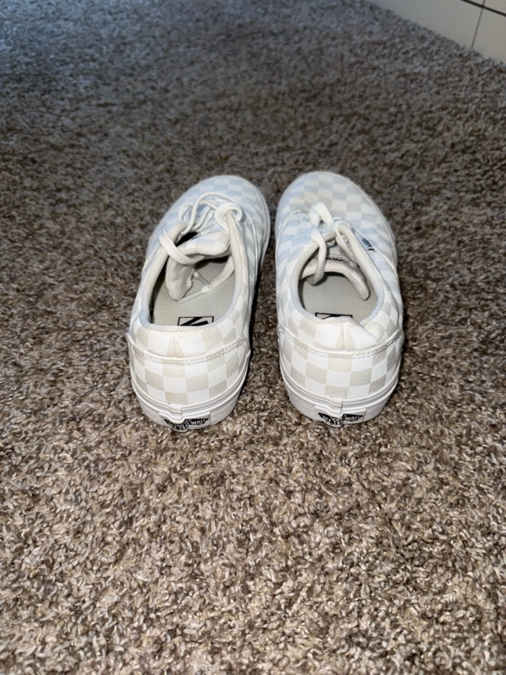 Vans Checkerboard Classic Low Top Sneakers - White - Picture 3 of 7